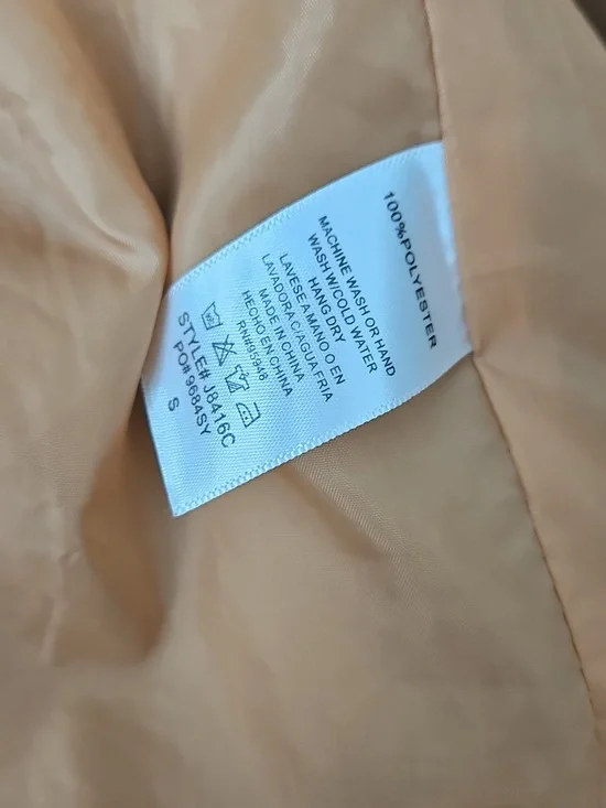 Cozy Casual Tan Roll-Tab Blazer Small (4-6) - Picture 5 of 9